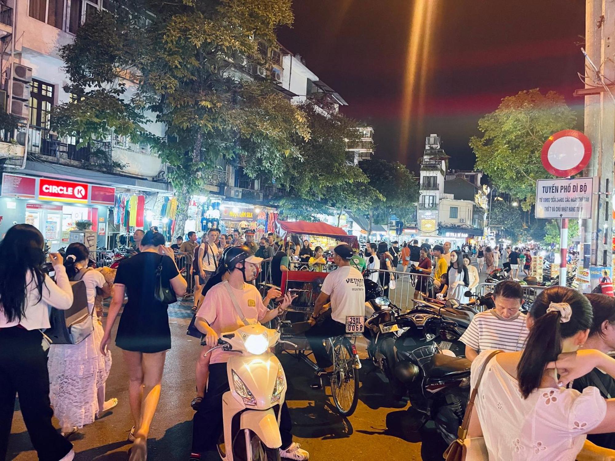 Happy Old House 1738 Apartment ฮานอย ภายนอก รูปภาพ